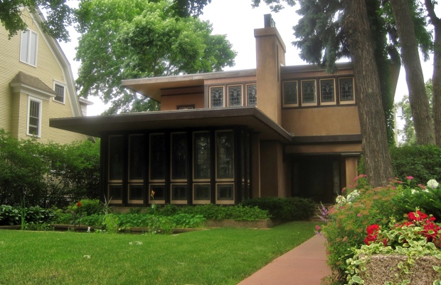 Photo Credit: W. Purcells House, Creative Commons Prairie style home exterior